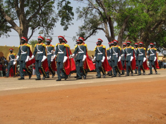 03 Tenue De Parade Aux Couleurs Nationales
